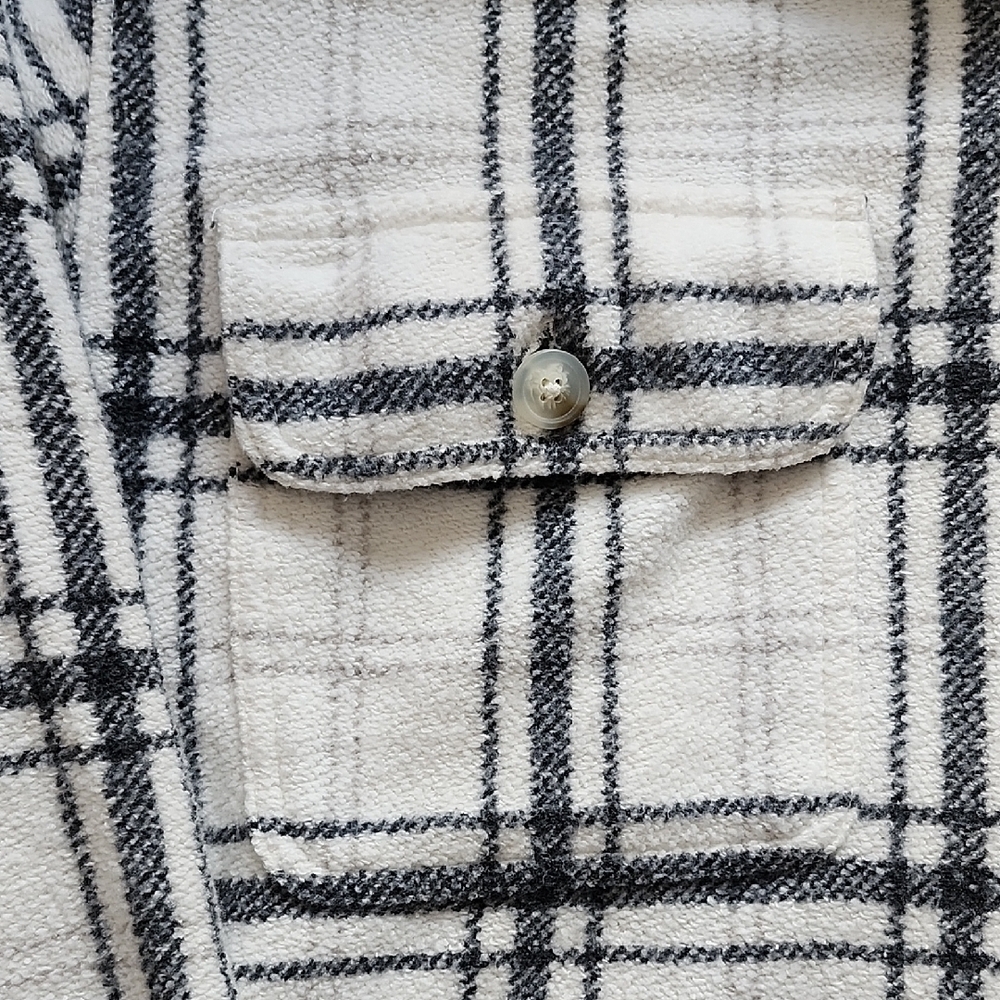American Eagle Cream and Black Checkered Cotton Blend Shacket Women's Size Large - Picture 3 of 7